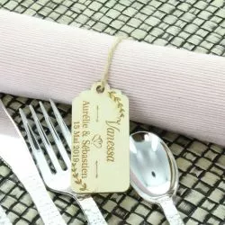 Etiquettes marque place bois Personnalisée