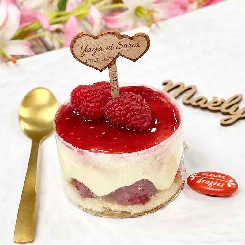Étiquette bois Pic gâteau mariage Personnalisé - Cœur