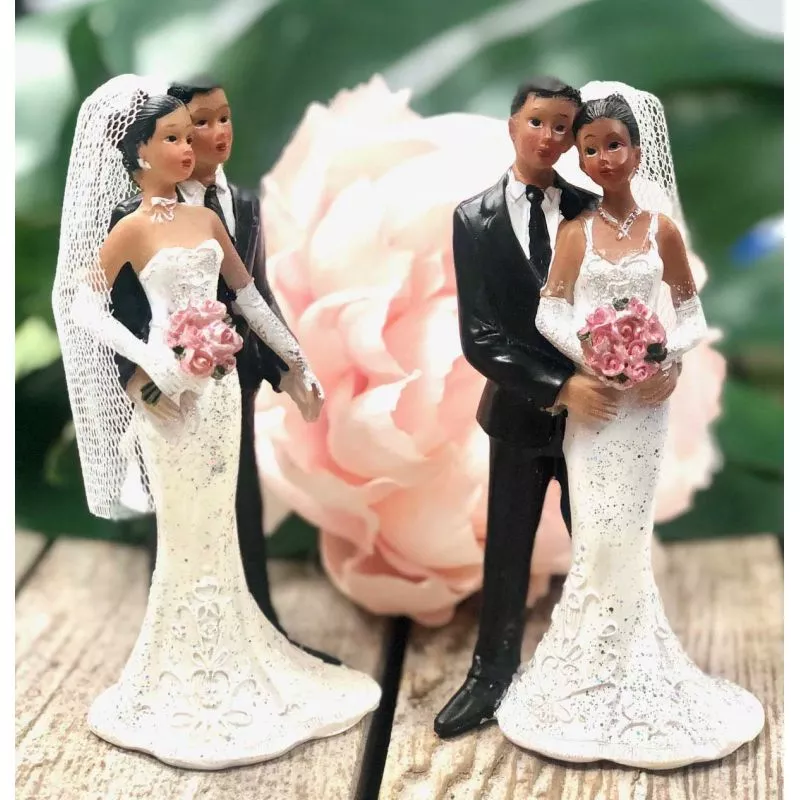 Couple mariés noir robe tissu