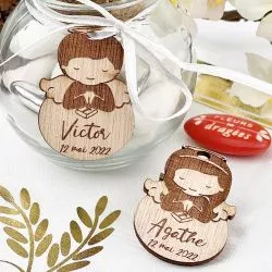 Etiquette communion Ange - Bois (Lot de 16)