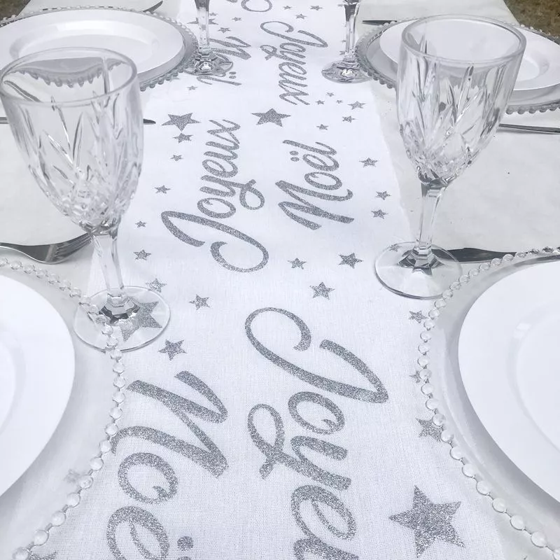 Chemin de table Coton Joyeuses Noël - Argent