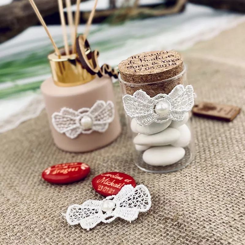 Nœud vintage en dentelle perlé (12 pièces)
