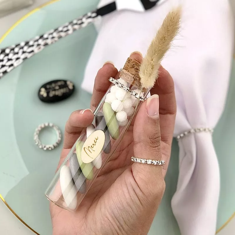 Bague à strass élastique (12psc)