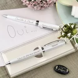 8 Stylos En Bois Personnalisables + Porte-clés Ange + Sachets - Idéal Cadeau Mariage, Baptême, Anniversaire